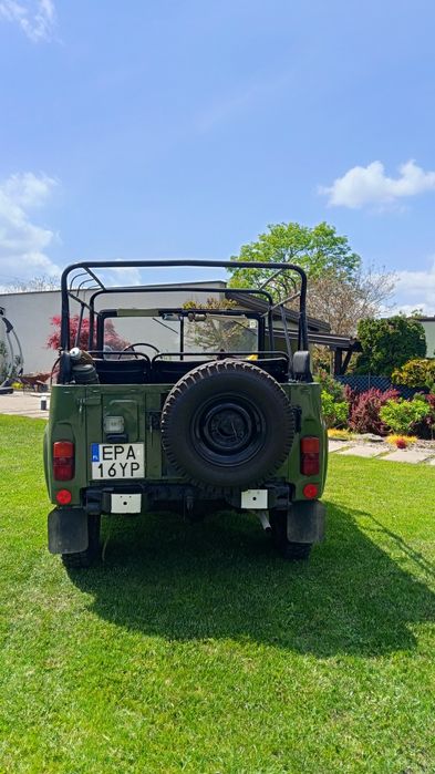 Samochód osobowy UAZ 469 B