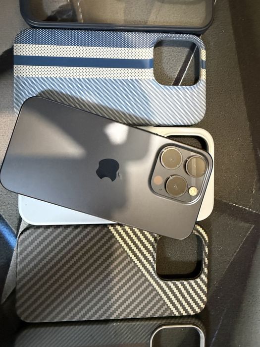 Продам IPhone 15 pro