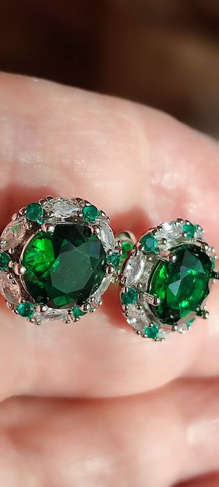 Kolczyki  "Szmaragdowe kwiatki"