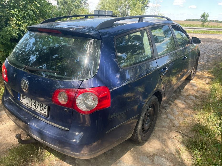 Volkswagen Passat b6 1.9 TDI BKC CZESCI części kod lakieru LA5E