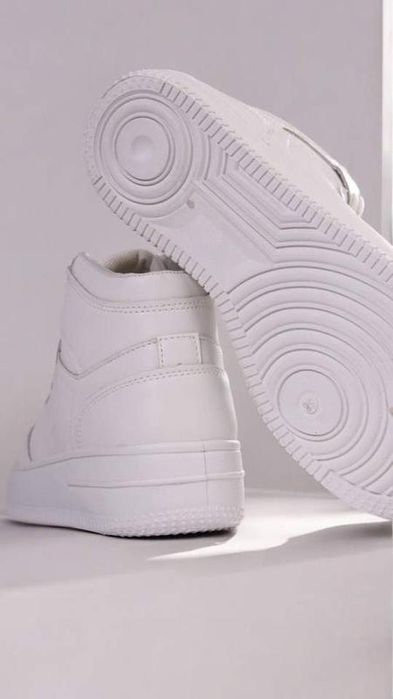 Кросівки білі жіночі хайтопи 2 моделі нові