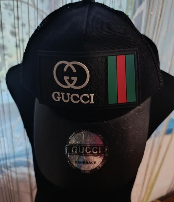 Кепка черная Gucci