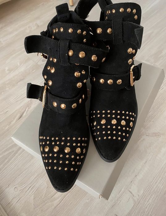 Nowe botki damskie 39