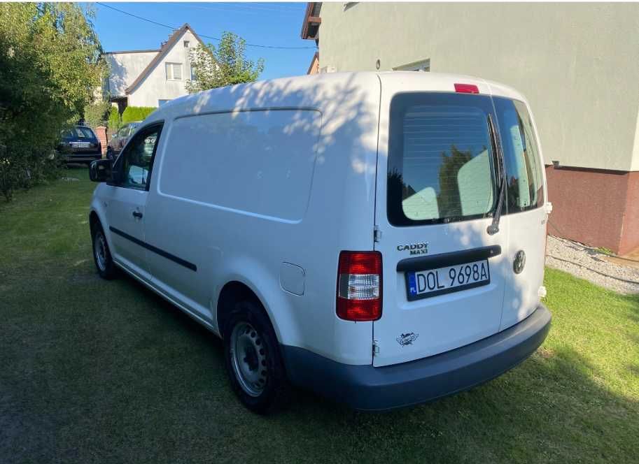 Бампер VOLKSWAGEN Caddy III  розборка Фольцваген Каді 3 04-10