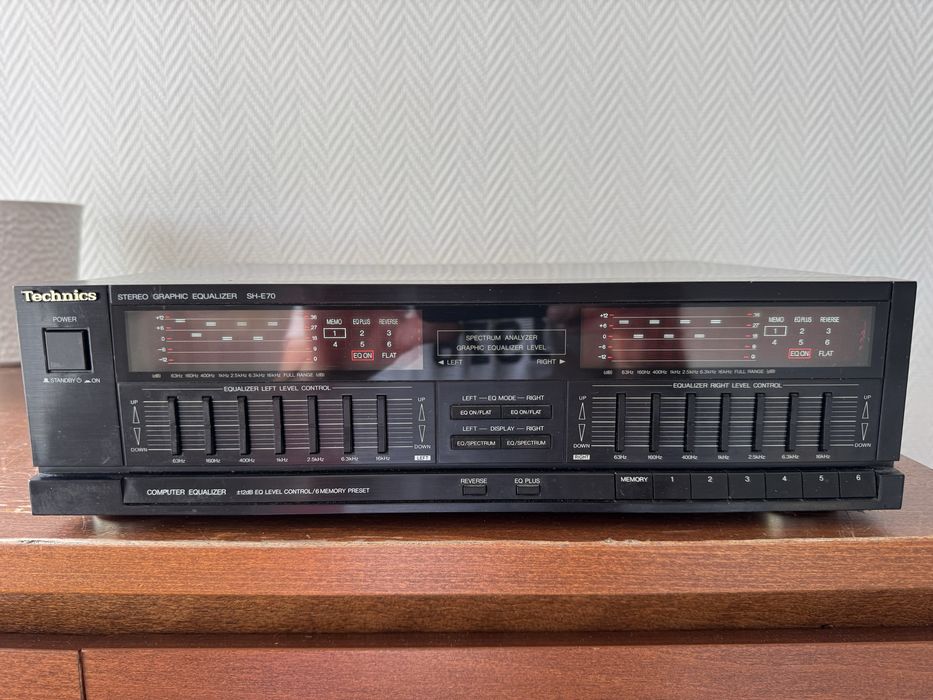 Equalizer Technics SH-E70