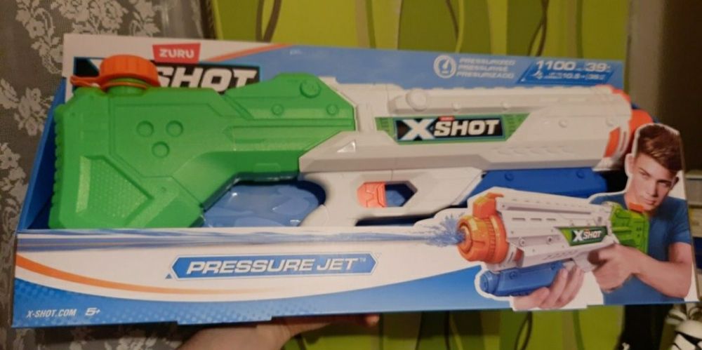 2szt X-shot Water Warfare Pressure Jet Water Blaster, 10.5m