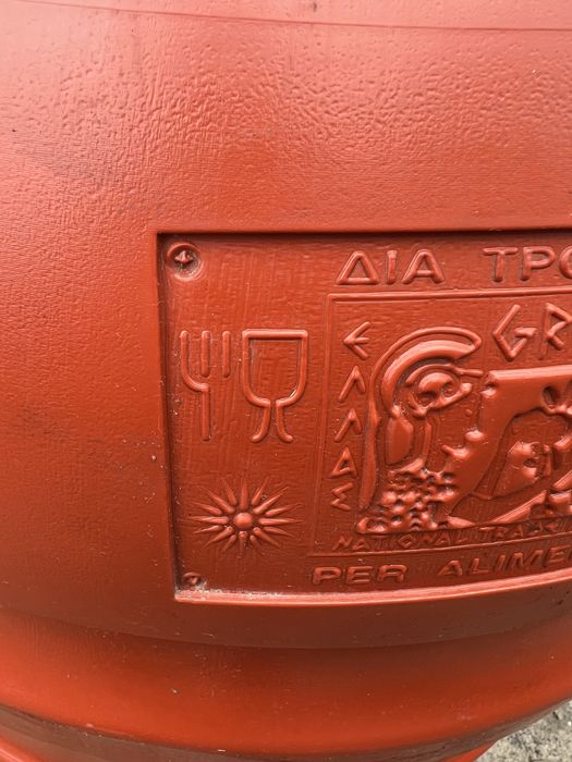 Ceglana beczka 220L z kranem pojemnik na wode deszczówkę