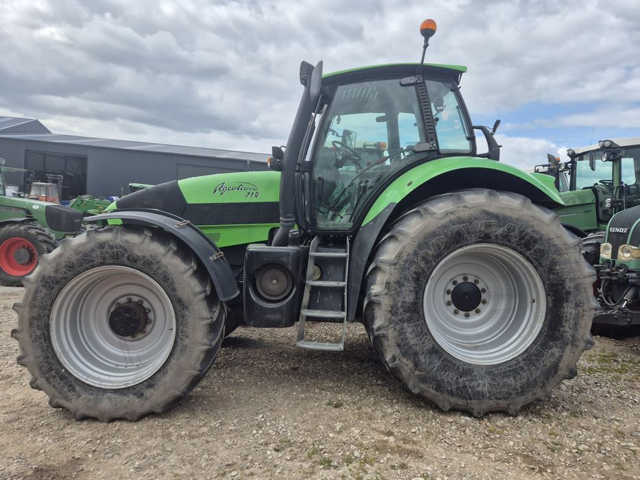 Deutz-Fahr 210..