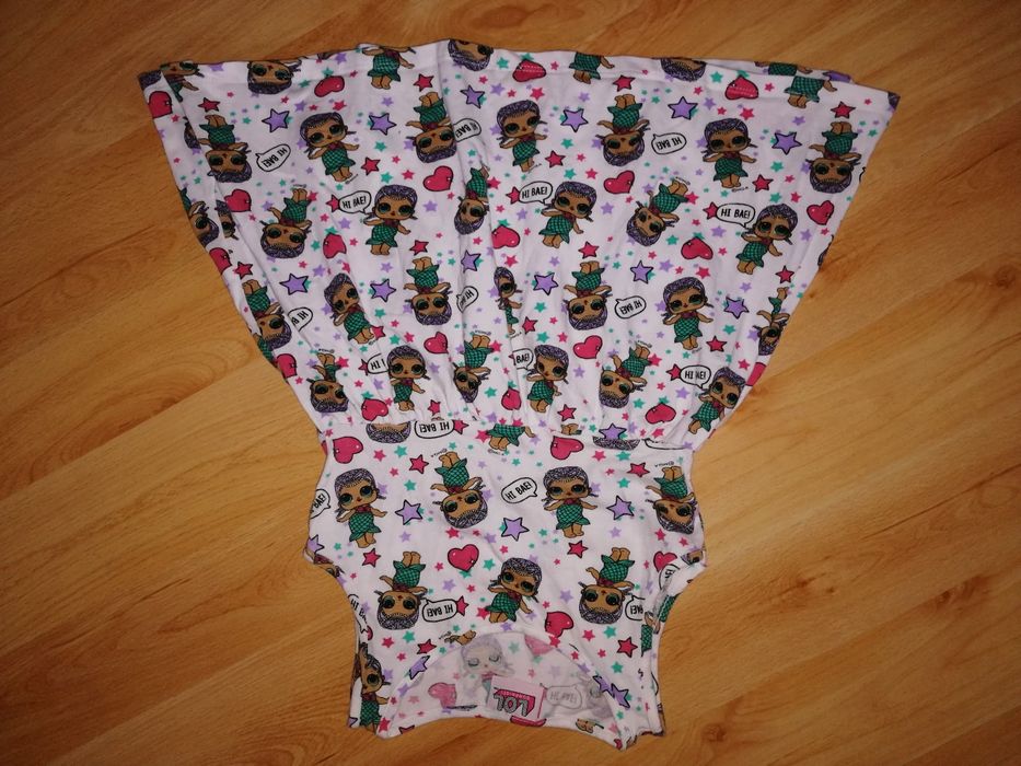 Bawełniana sukienka letnia Laleczki LOL na 104-110cm