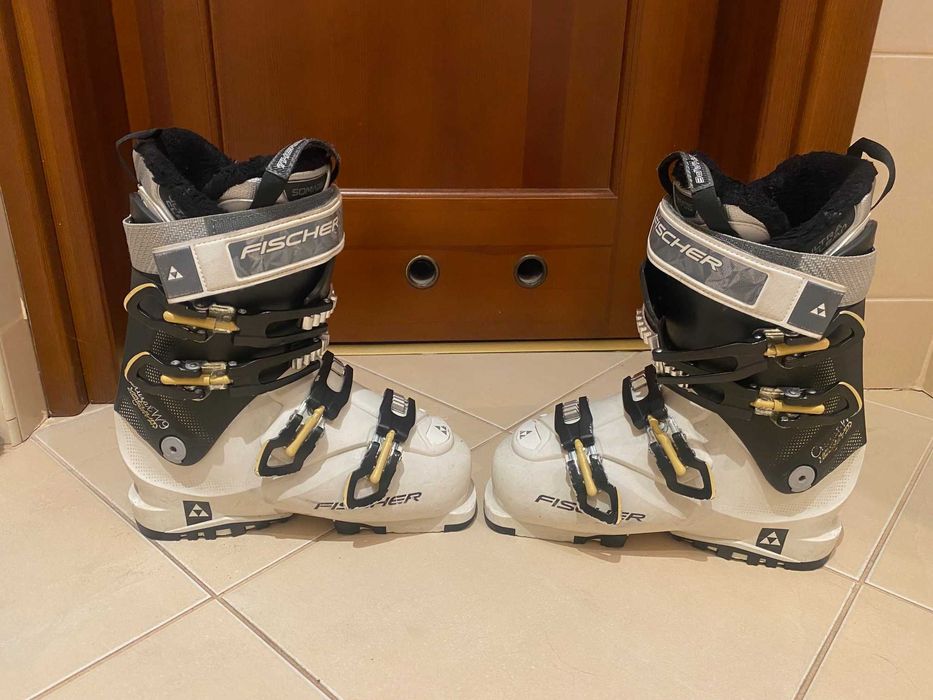 Buty narciarskie damskie Fischer vacuum comfort fit W9