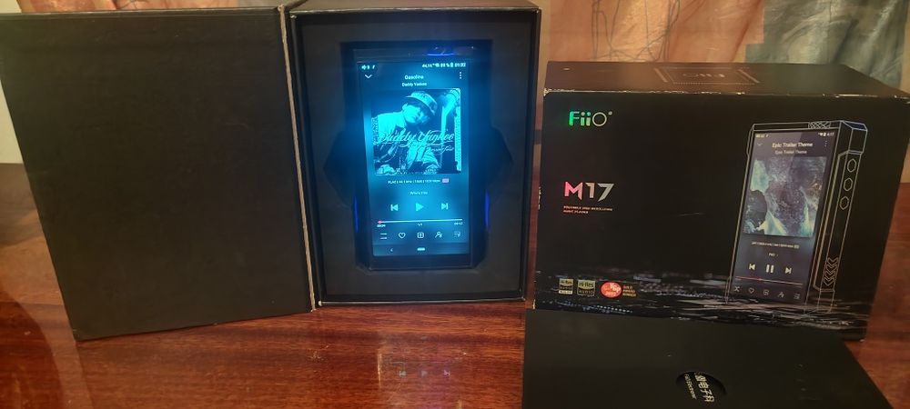 Флагманский hi end плеер Fiio M 17