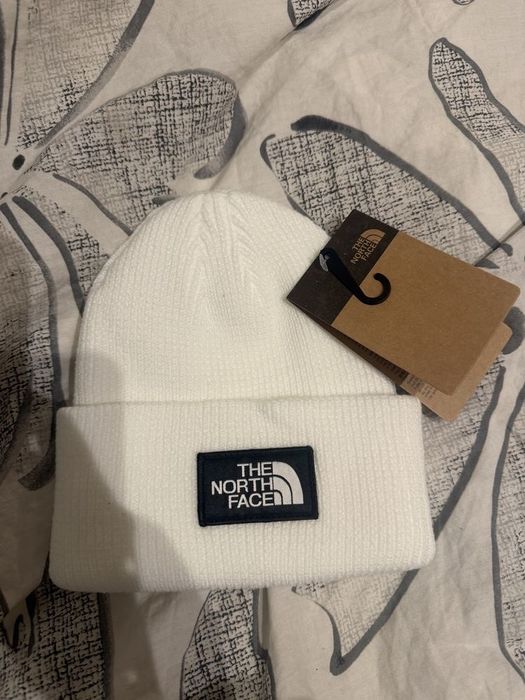 Nowa czapka zimowa biała the north face tnf