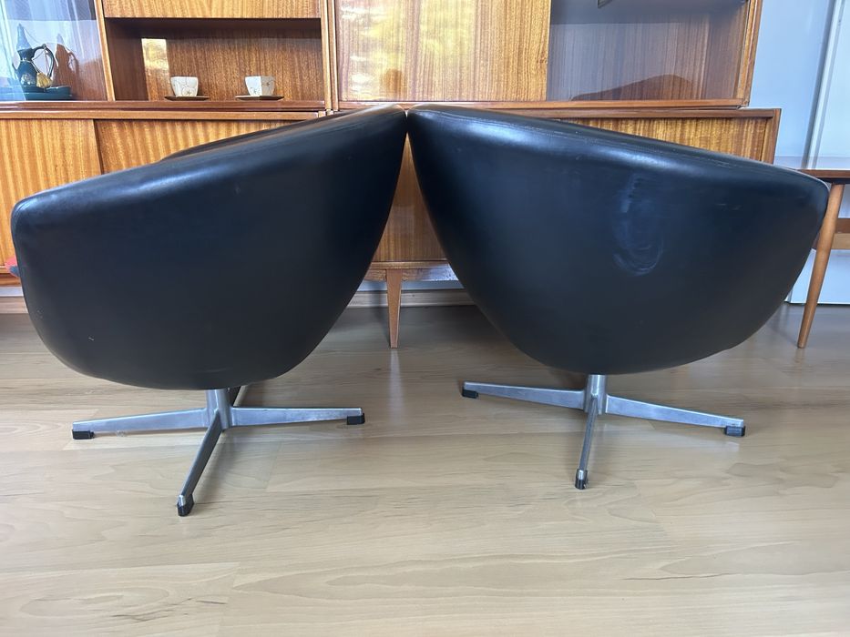 Fotel klubowy PRL obrotowy lata 60