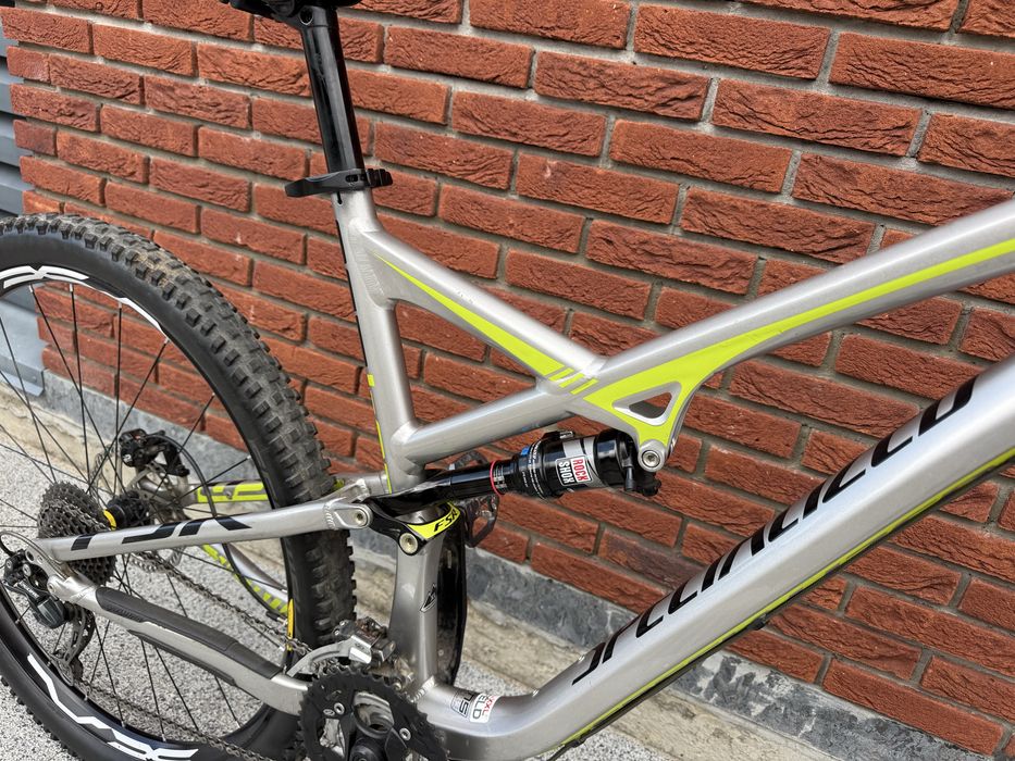 Двопідвіс Specialized