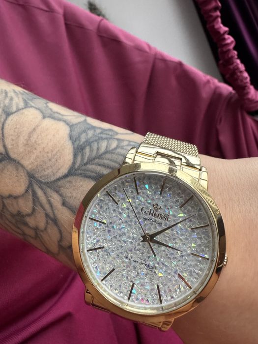 Годинник наручний жіночий Gino Rossi золотий стан відмінний