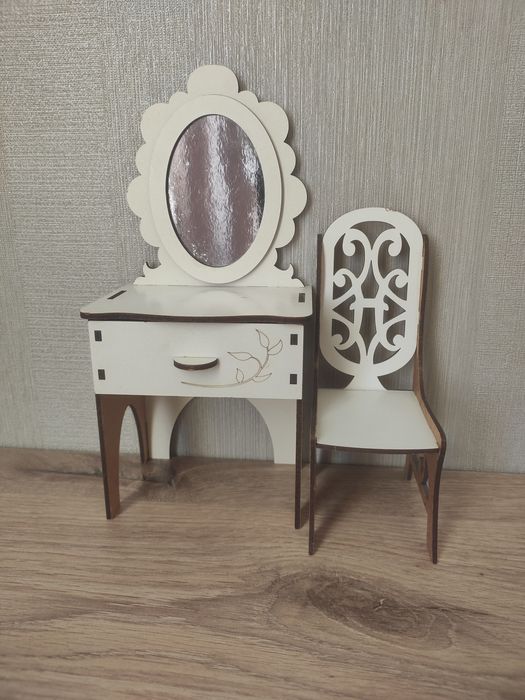 Меблі для ляльок