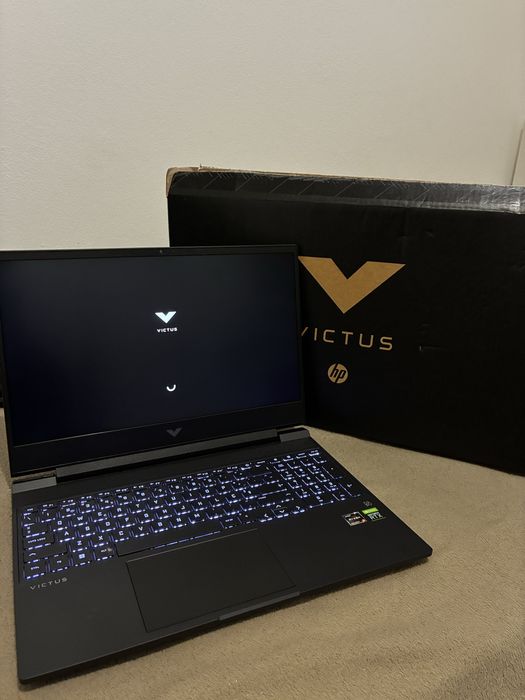 Portatil hp victus 15