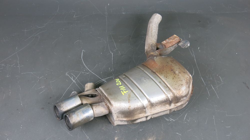 BMW F11 F10 5 tłumik końcowy 2.0d