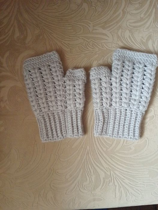 Мітенки жіночі в'язані гачком