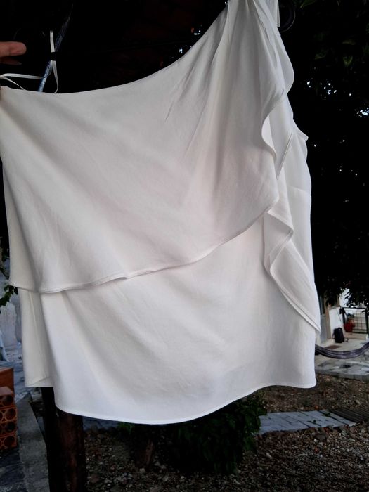 Calça Lefties,com blusa MNG.
