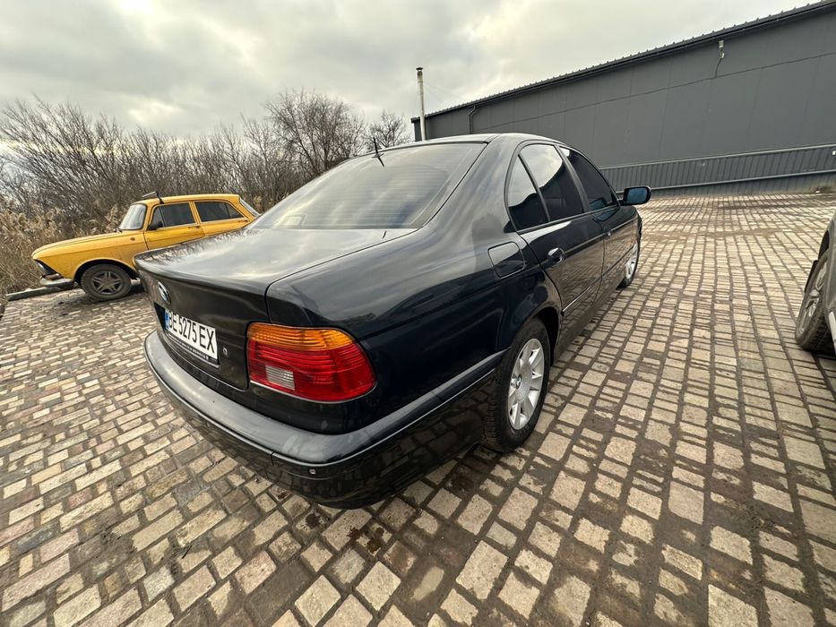 Продам бмв е39 2.2 бензин автомат