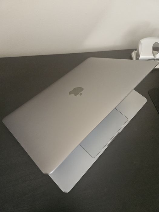 MacBook Pro 13" M1 (2020) – 8GB RAM / 512GB SSD