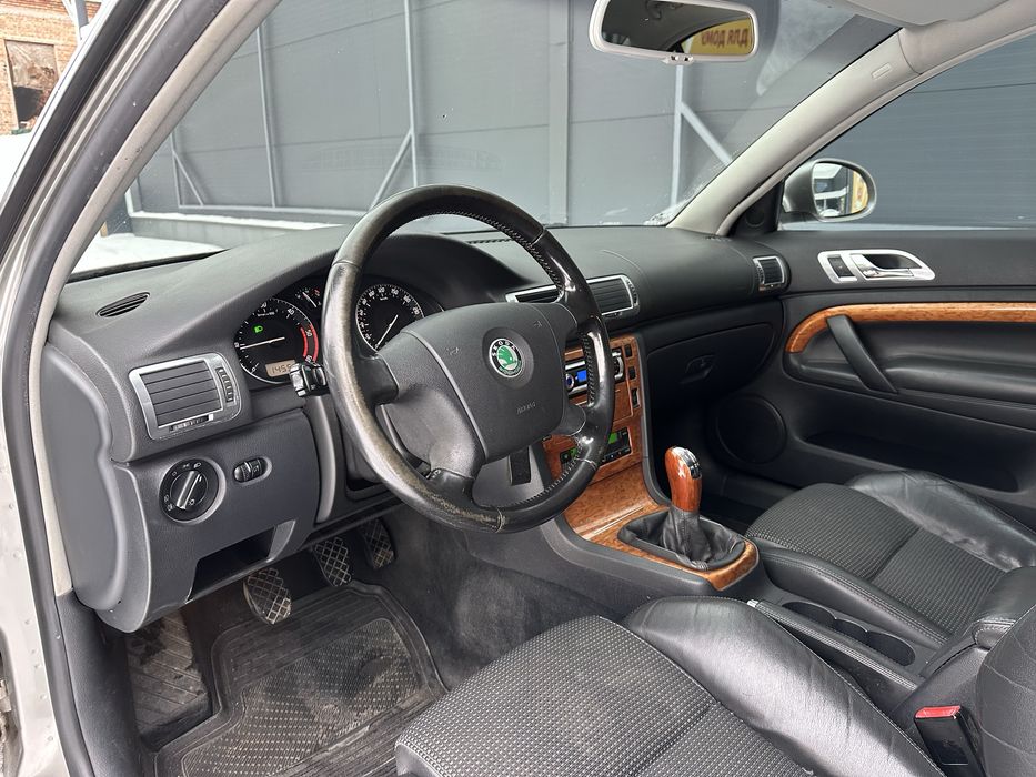 Skoda SuperB 2007. Дизель 2.0