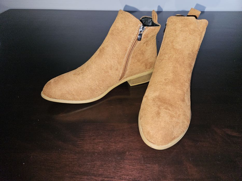 Sztyblety damskie r.38-39 nowe