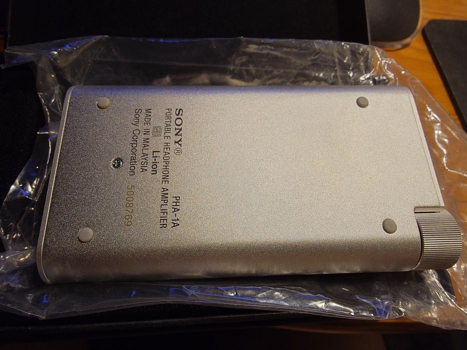 Headphone amplifier Sony PHA-1A