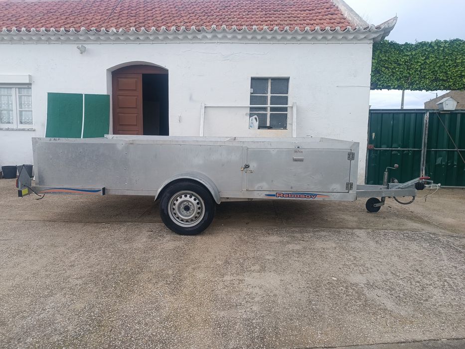 Atrelado Rebosov.  Todo em Alumínio