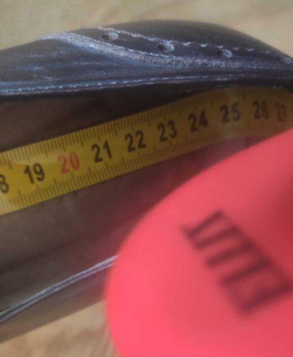 Pantofle Ryłko rozmiar 38 skóra