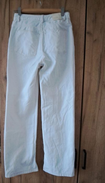 Ecre jeansy Massimo.Dutti