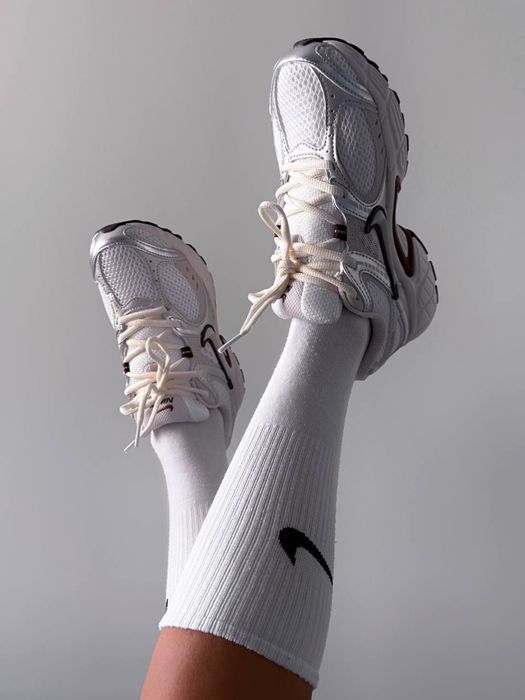 Кросівки Nike V5 RNR