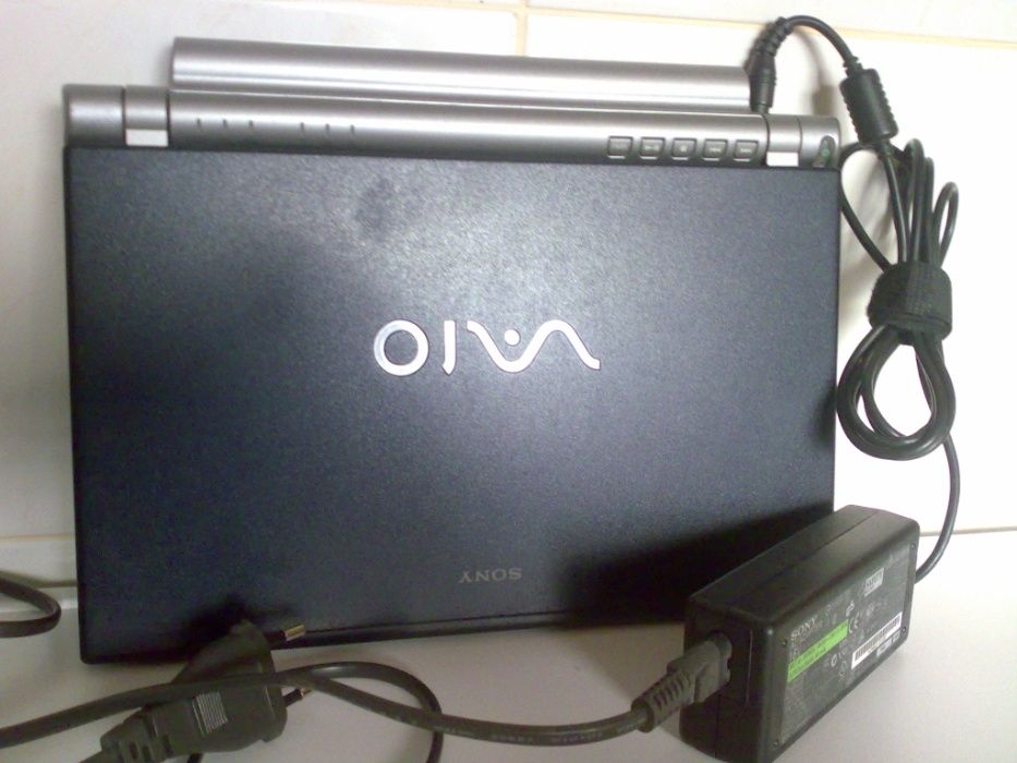 Нетбук Sony Vaio - PCG-4C1L + мышка; 10,6"; 20*27cм, made in Japan.