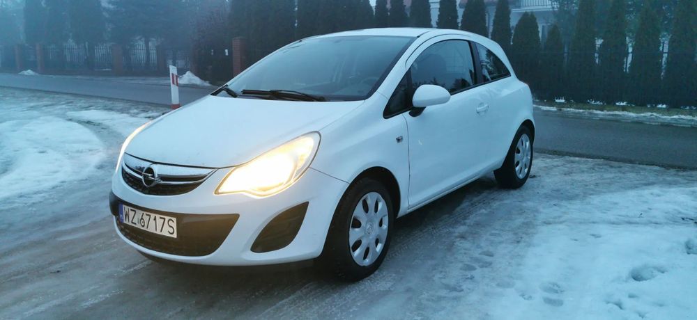 Opel Corsa  Super Stan mały przebieg Klima VAT