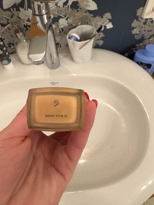 Podkład chanel perfection Lumiere 34 beige ambre
