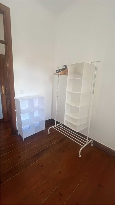Quarto para arrendar - Paço de Arcos