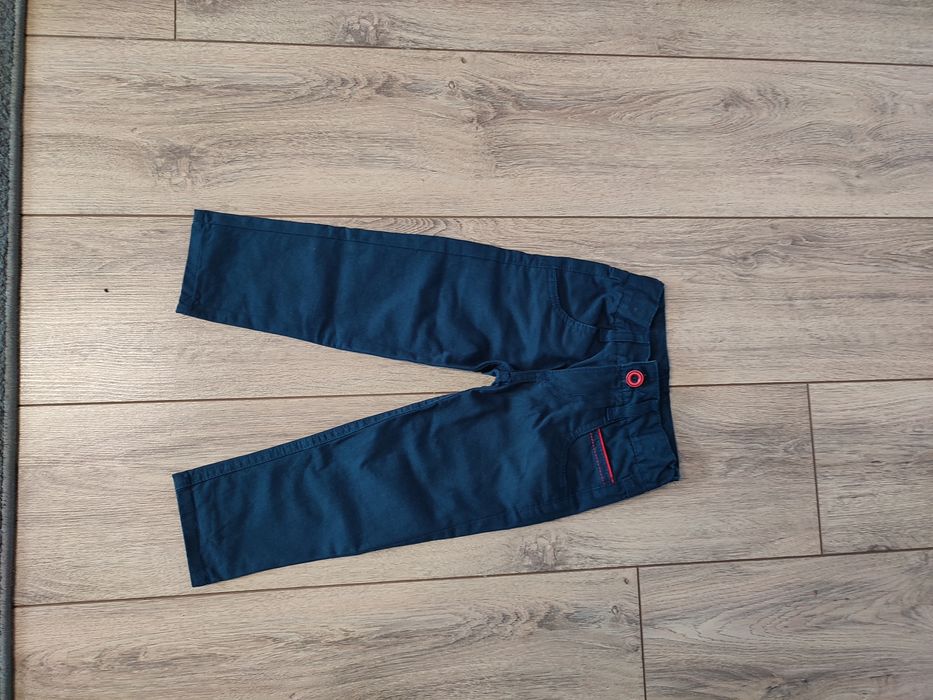 Spodnie granatowe 92