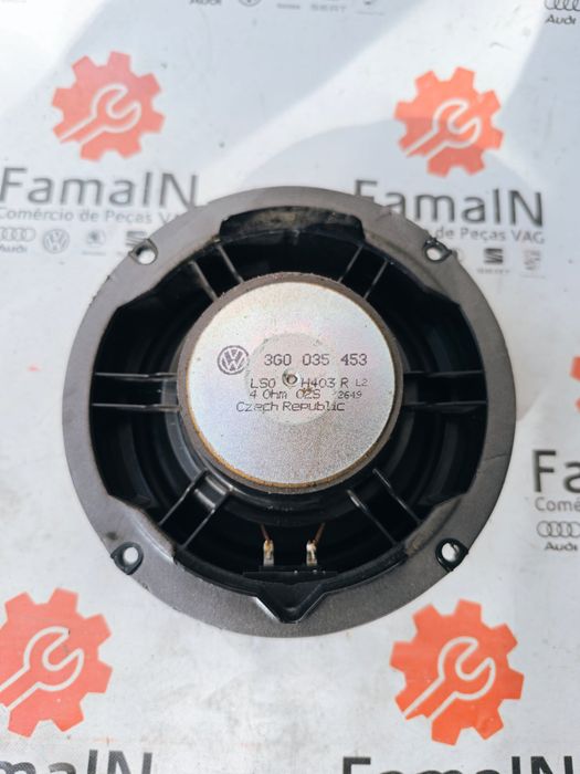 Coluna de Som VW PASSAT B8
