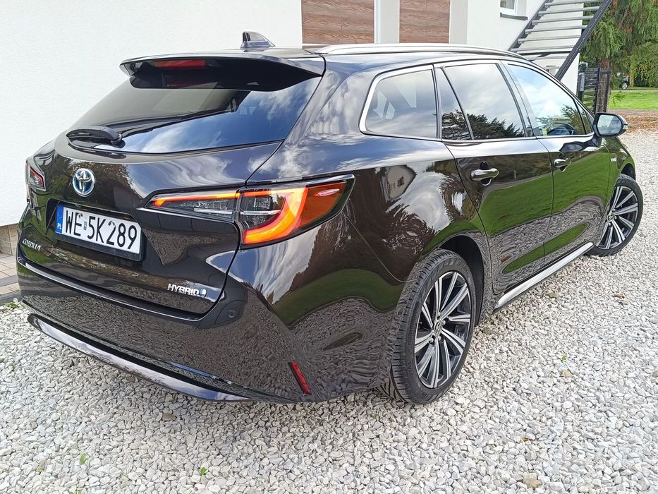 Toyota Corolla FV VAT23% PHANTOM BROWN Salon Polska Nowe Opony