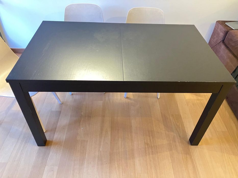 Mesa extensível.