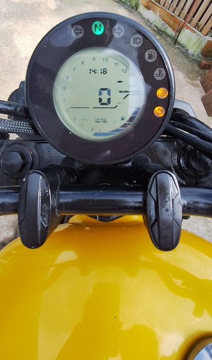 Mota QJMotor SRV125
