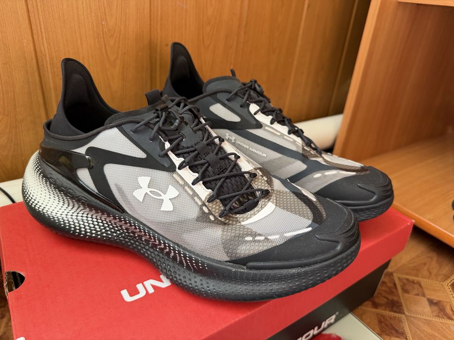 Кросівки чоловічі Under Armour