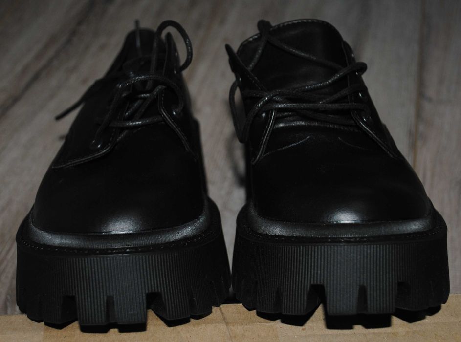 Туфлі Horoso 38 чорні 2066-02-ekokozha легкі на високій платформі .