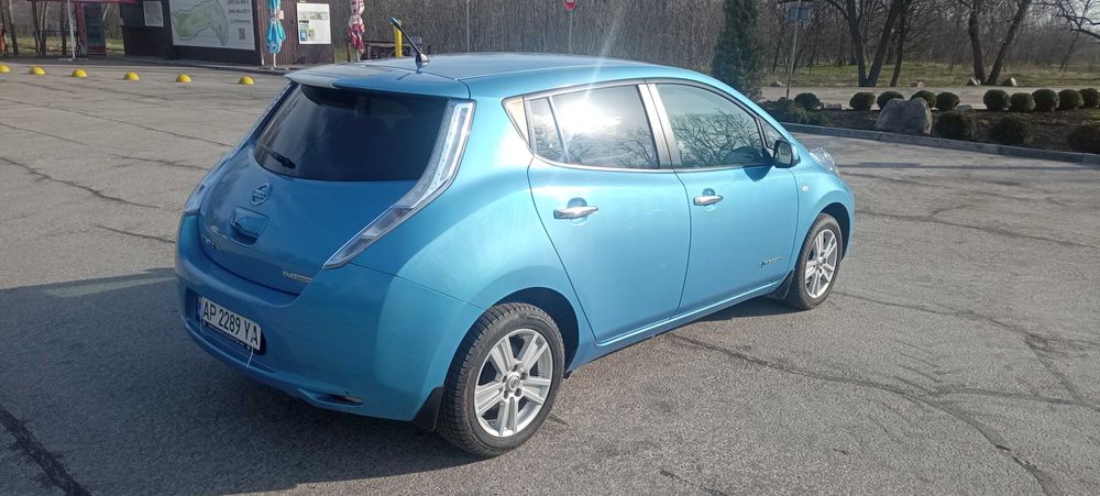 Nisan Leaf 24кВт 2012