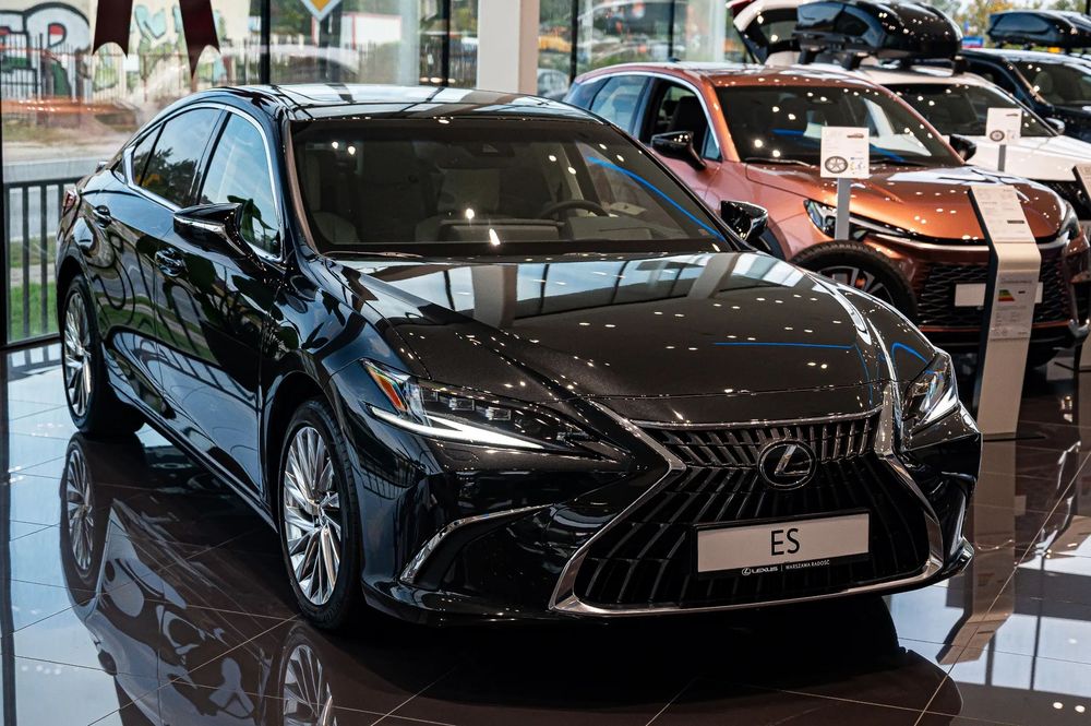 Lexus ES