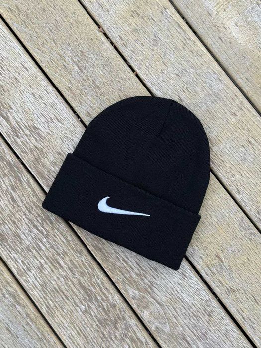 Шапка Nike чоловіча зимова