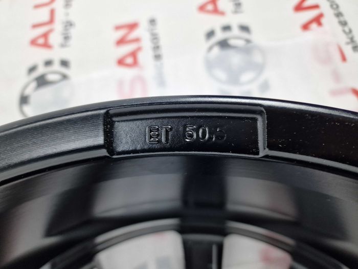 NOWE ALUFELGI VOLVO 18" 5x108 V70 V90 XC70 XC90 Czarne