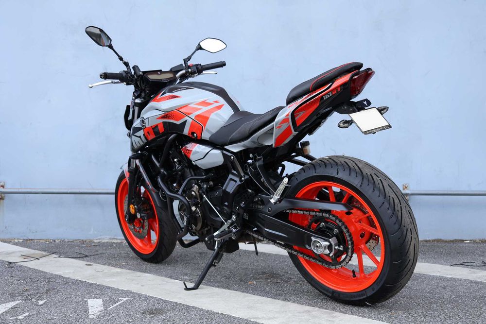Yamaha MT07 35 kW c/extras