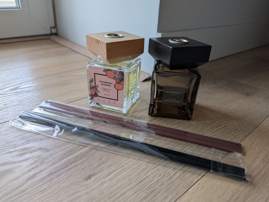 Аромадифузори ESSE, лот із двох флаконів